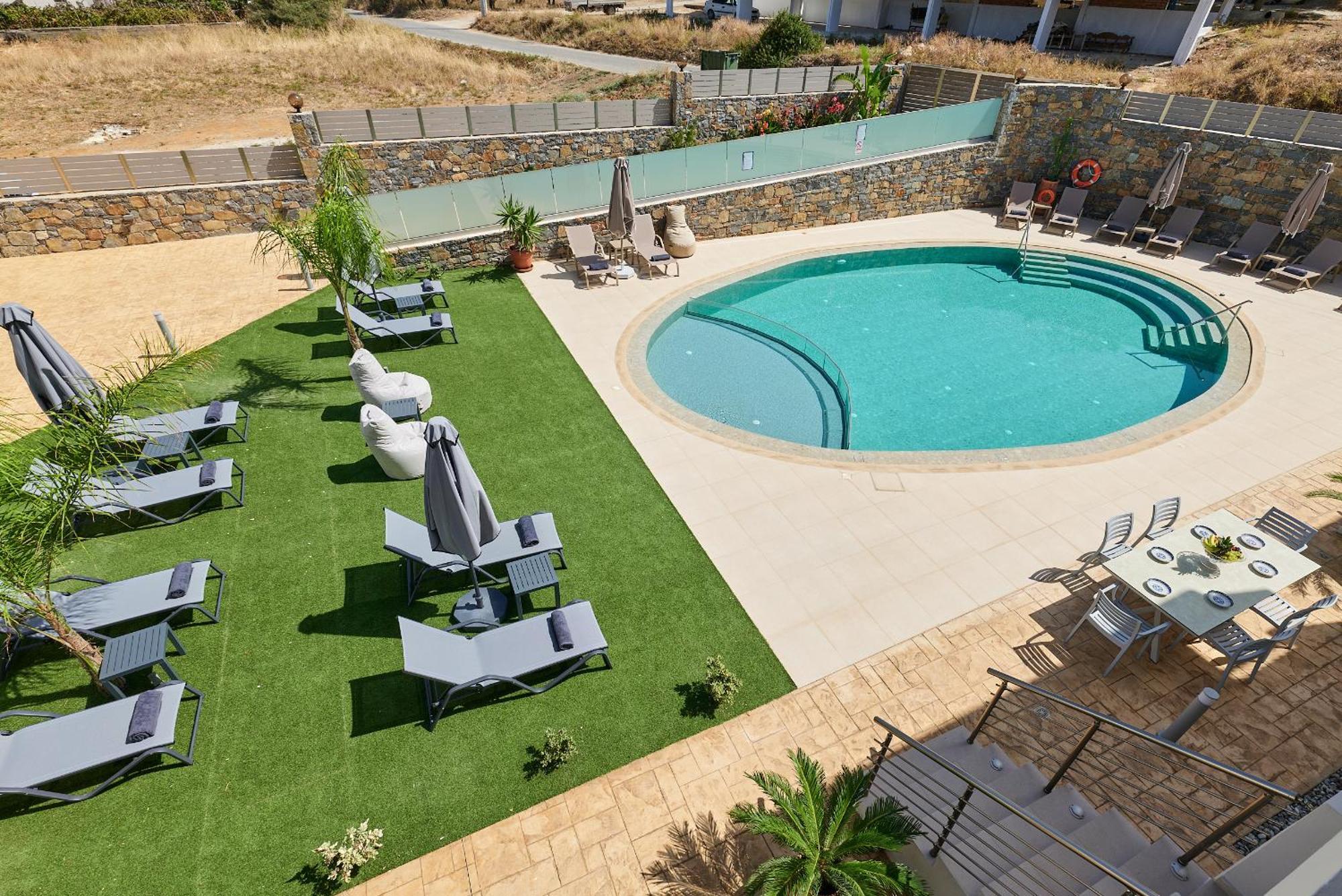 Luxury Suites In Stavromenos מראה חיצוני תמונה